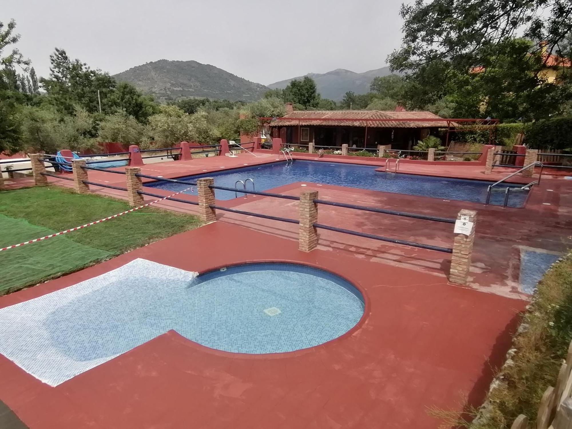 Complejo Aldea Vetonia Check Out Hasta Las 20H Parque De Mascotas Zonas Infantiles Ideal Grupos Parejas Familias Informate Apertura Piscina 1 De Mayo แอร์วาส ภายนอก รูปภาพ