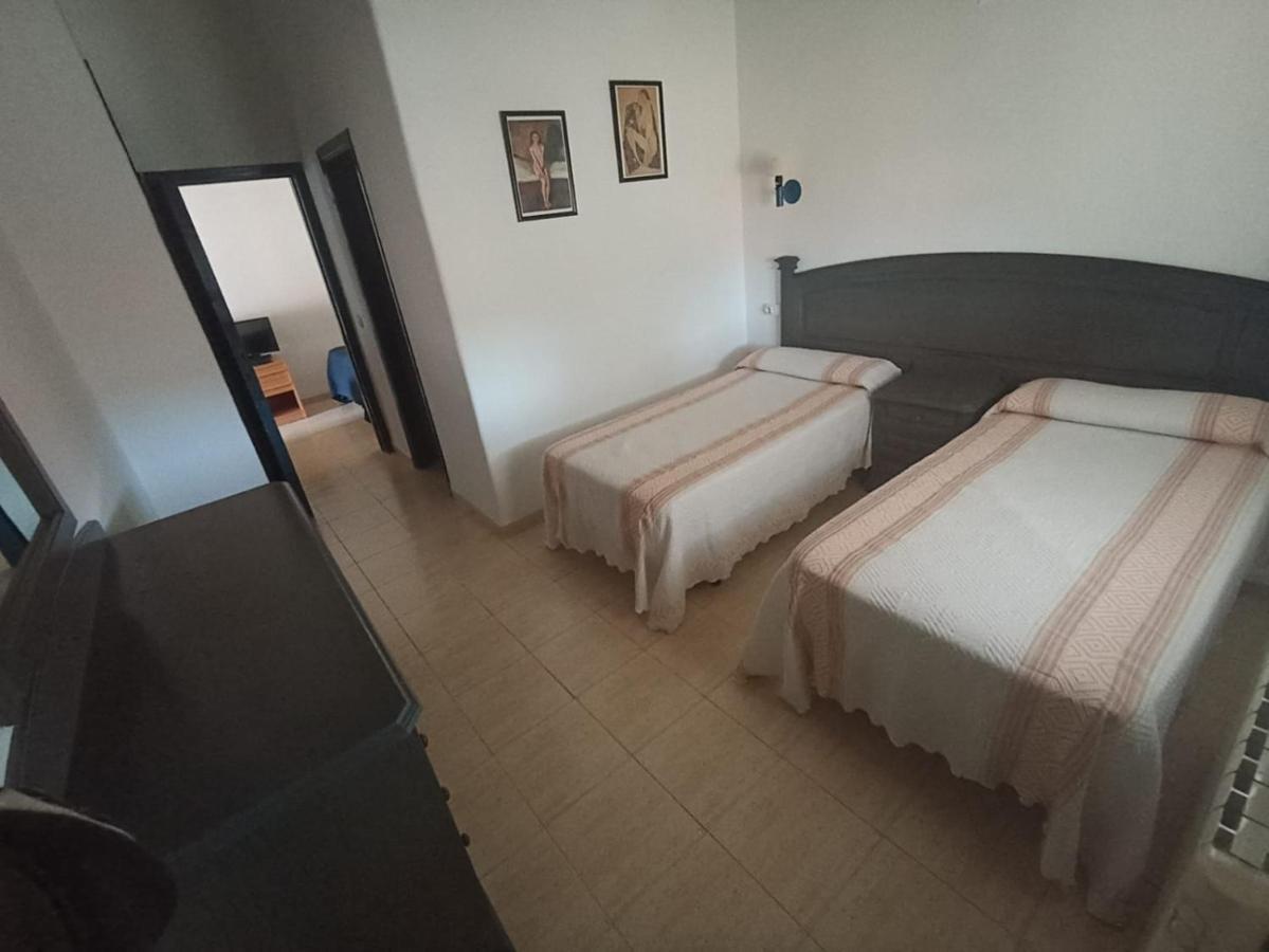 Complejo Aldea Vetonia Check Out Hasta Las 20H Parque De Mascotas Zonas Infantiles Ideal Grupos Parejas Familias Informate Apertura Piscina 1 De Mayo แอร์วาส ภายนอก รูปภาพ