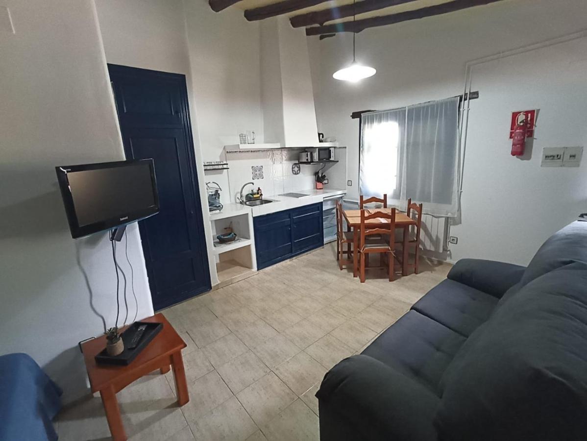 Complejo Aldea Vetonia Check Out Hasta Las 20H Parque De Mascotas Zonas Infantiles Ideal Grupos Parejas Familias Informate Apertura Piscina 1 De Mayo แอร์วาส ภายนอก รูปภาพ