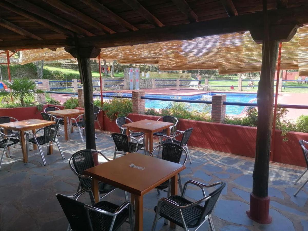 Complejo Aldea Vetonia Check Out Hasta Las 20H Parque De Mascotas Zonas Infantiles Ideal Grupos Parejas Familias Informate Apertura Piscina 1 De Mayo แอร์วาส ภายนอก รูปภาพ